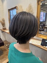 ゴーシェン 津田沼本店(Goshen)&nbsp;暗めでも重く見えない！大人可愛いグレーカラー×ショートボブ♪