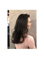 艶感のあるダークトーンカラー