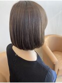 大人のシンプルボブ