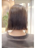 【lien.ai】小顔　切りっぱなしボブ　オリーブカラー