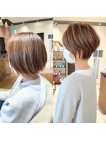 《30代40代》白髪ぼかしハイライト×前下がりボブ【イケダ】