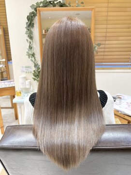 美容室 パルス 静岡鷹匠店(PALS) ハイライト デザインカラー ベージュ 髪質改善