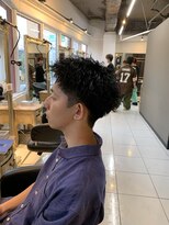 アイズ 海老名(AIZU) スウィングアップバングジェットモヒカンツイストパーマフェード