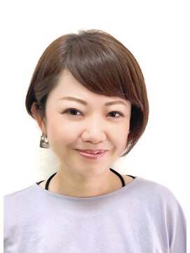 黄ぐまくん美容室 ショートボブ