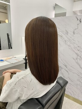 イレス 札幌駅南店(IRESU) 前髪カタログマチルダボブ 顔型別ヘアスタイル特集ウルフ