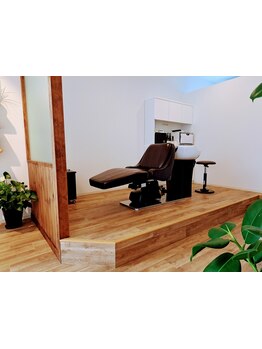 "髪だけでなく五感で癒されるサロン"髪のお手入れだけでなくライフスタイルに寄り添った技術を提供します