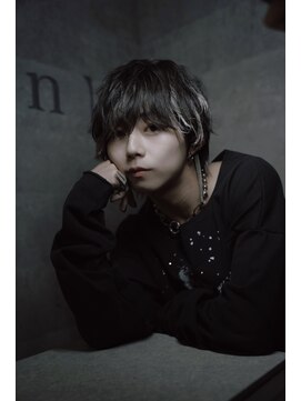 シン(syn) ツイストスパイラルマッシュウルフ