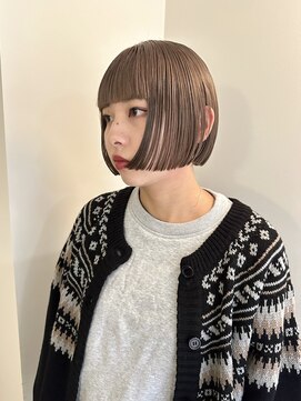 デン(den) ミルクティーベージュ ミニボブ