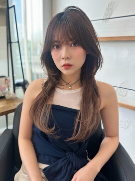 アリスバイアフロート 自由が丘(ALICe by AFLOAT) ハッシュカット／レイヤー／顔まわりレイヤー【自由が丘】