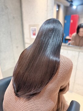 アイル(I'll) 吹田南吹田】AVEDAベージュカラー