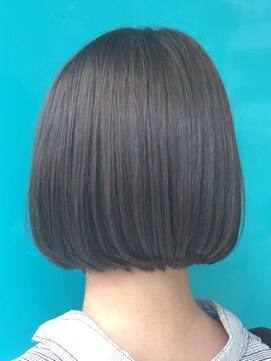 アッシュ 稲田堤店(Ash) シンプルボブ