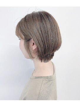 ガーランドウメダ(Garland umeda) ショートボブ