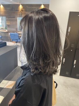 イコール 船橋(equal) 切りっぱなしレイヤー/似合わせカット/デザインカラー[船橋]