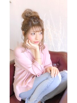 ラビス 浦和(Lovis) 魅力倍増カール/セミディ/シアーカラー/ダークアッシュ/姫カット