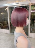 1年ぶりのブリーチでミニボブピンクヘアー