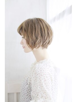 ヴィチーノプラスエヌ(VICINO+n) 20代30代40代　見た目も気分もアガるボブ【瀬田】