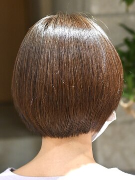 オルガ(orga) 丸みショート