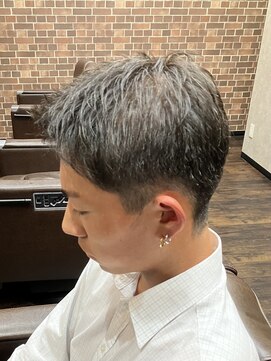 クリエイティブ ヘアー ワタナベ(Creative Hair Watanabe) ベリーショート/アップバング