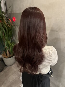 リリアーナ(LILIANA) カシスレッドカラー 秋冬カラー 髪質改善 縮毛矯正 韓国ヘア