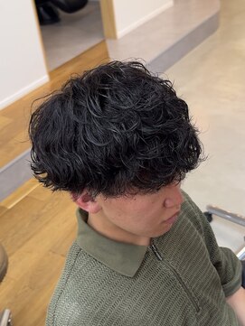 ミレ バイ ルカ(mire by Luca) 波巻きシャドウパーマ