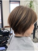 ショートボブ