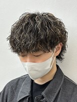 ササ ウメダ(33 UMEDA)&nbsp;大阪梅田ハイライトパーマ