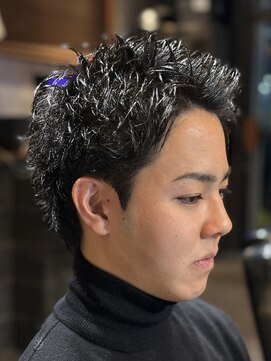 ニゲラ 町田(NIGELA) スパイキーショート