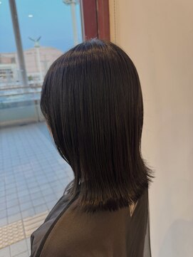 ルッツ(Lutz. hair design) 3/12 アッシュカラー&外はね仕上げ《後藤美樹》