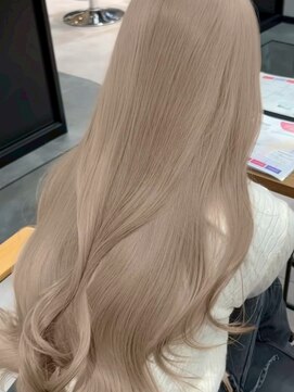 リアンバイアリュール(Lian by Allure) 韓国透明感ミルクティーベージュブリーチカラーダブルカラー