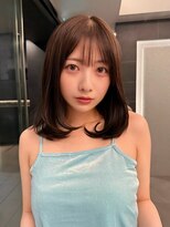 トイロ 新宿(Toiro) レイヤーミディアム韓国レイヤー顔まわりカット