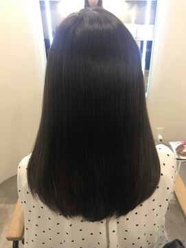 アールサロン アオヤマ(Rr SALON AOYAMA) プラチナミネコラカラー