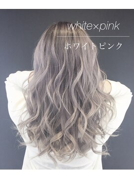 バトー(bAteAu) グレー、エクステ、グラデーション、ハイライト、インナー