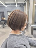オシャレなママさん♪ショート×ナチュラルハイライト