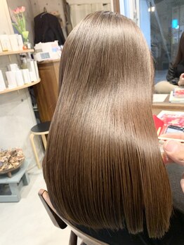 アオゾラヘアーカミノウラ(AOZORA HAIR kaminoura)の写真/【縮毛矯正で失敗したくなかったらkaminoura】髪質改善特化型スタッフ在籍!初めての方からブリーチ毛まで◎