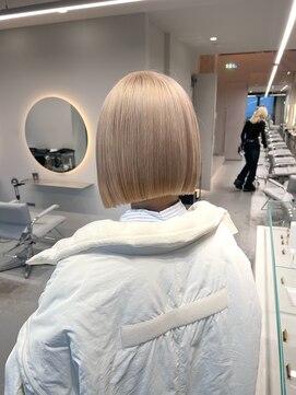 ソル ジングウマエ(SOL JINGUMAE) ミルクティー×ボブ