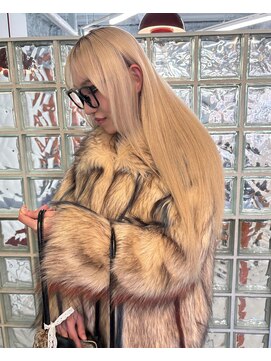 クリム(qulim) ホワイトベージュ