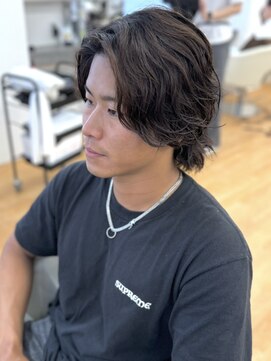 ビカム 名駅(become) 【メンズミディアム】毛流れスパイラルパーマセンターパート