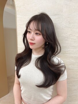 クム(kumu) 【kumu】 ロングレイヤー/顔周りカット/栄/名古屋