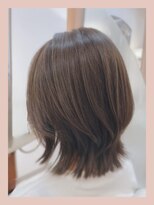 エルコット(elcot)&nbsp;大人に似合うウルフカット/ミディアムレイヤー/40代50代60代