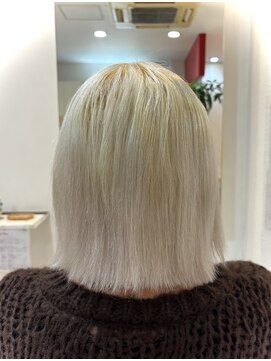 ミディアムボブ