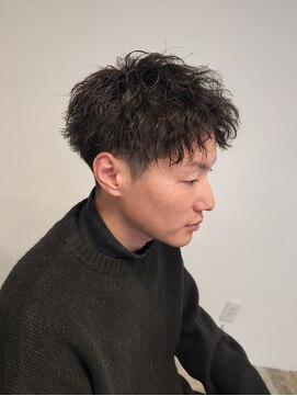 ニアウ 伊勢崎連取店(Niau) 刈り上げアップバングショートツイストスパイラルパーマ