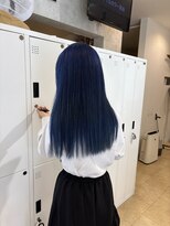 スーリール 室見店(Sourire)&nbsp;ミディアムヘアー　ネイビーブルー