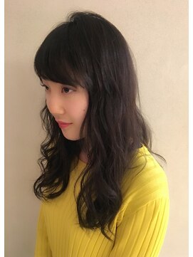 ロンド 銀座(Lond) 暗髪でもエアリーなロングスタイル 担当本田