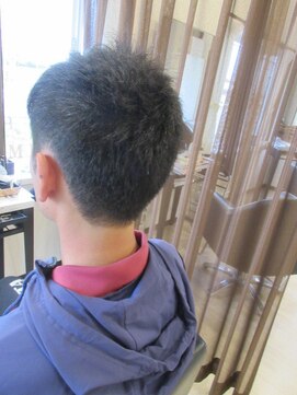 コアフィールフィス(COIFFURE fils) 癖をいかしたナチュラルショート