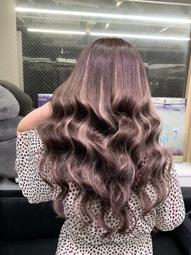 グロウ 渋谷(grow) プルエクステでつくる馴染ませハイライト×ベージュピンク