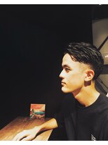 カレンズオブスタイル(CURRENNS OF STYLE) サイドパート フェードカット