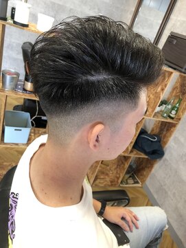 ザ ハレ 学南町店(THE HALE'S) フェードスタイル