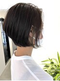 えりあしタイトなショートボブ//