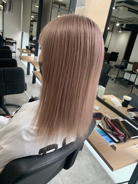 ラフ 難波店(LAFF) #黒髪#ボブルフ#ネビージュ#小顔#ワンレン