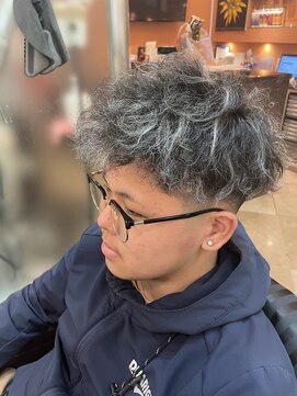 銀座マツナガ 浅草店 スパイラルパーマ×ホワイトメッシュ